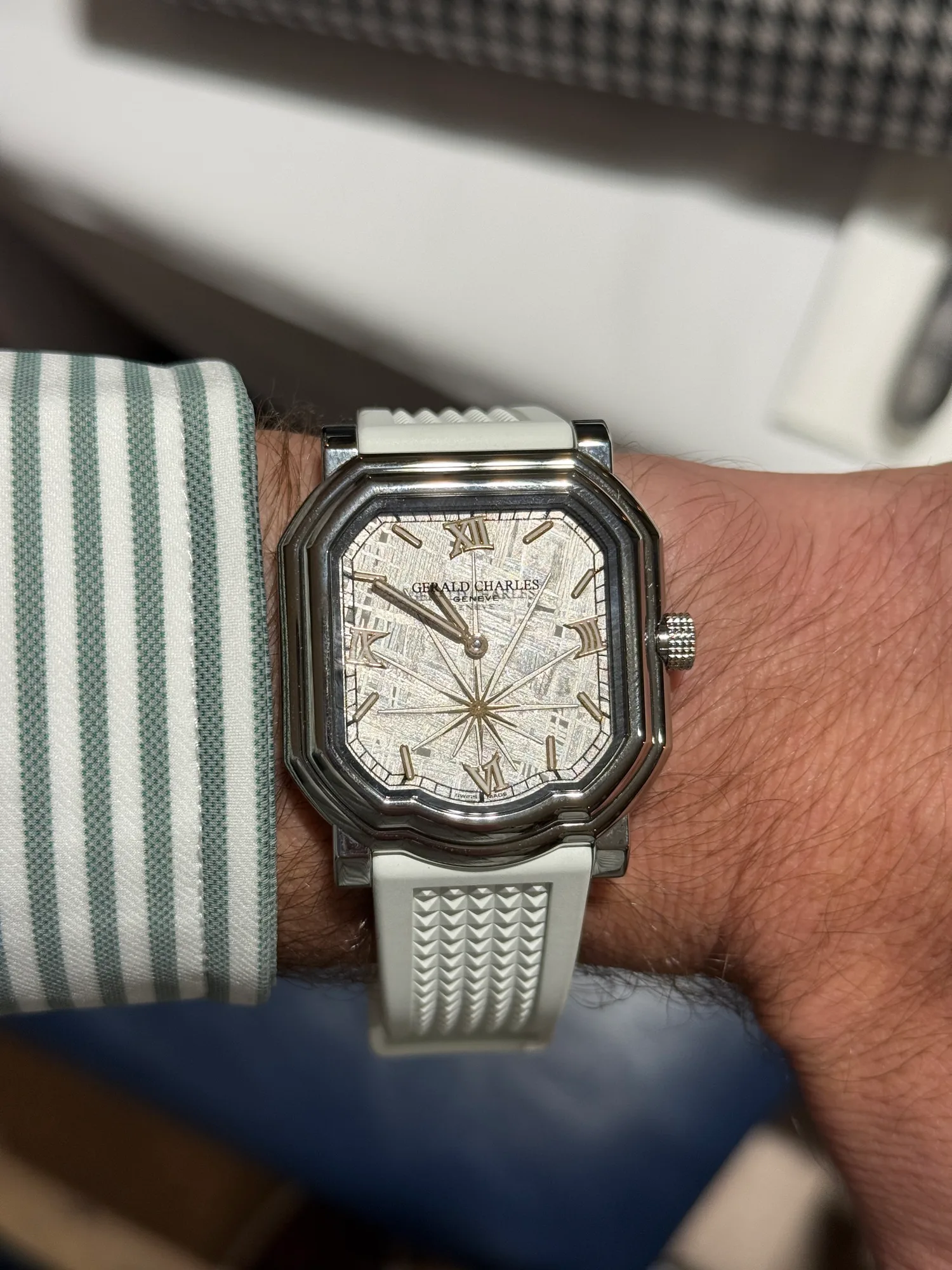 Gerald Charles Maestro 2.0 Meteorite Silver on the wrist